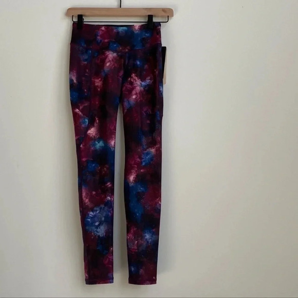 NWT Calia Underwood Leggings Xs Mid-Rise 7/8 Ankle Galaxy
Energize Winter sky - Picture 2 of 11